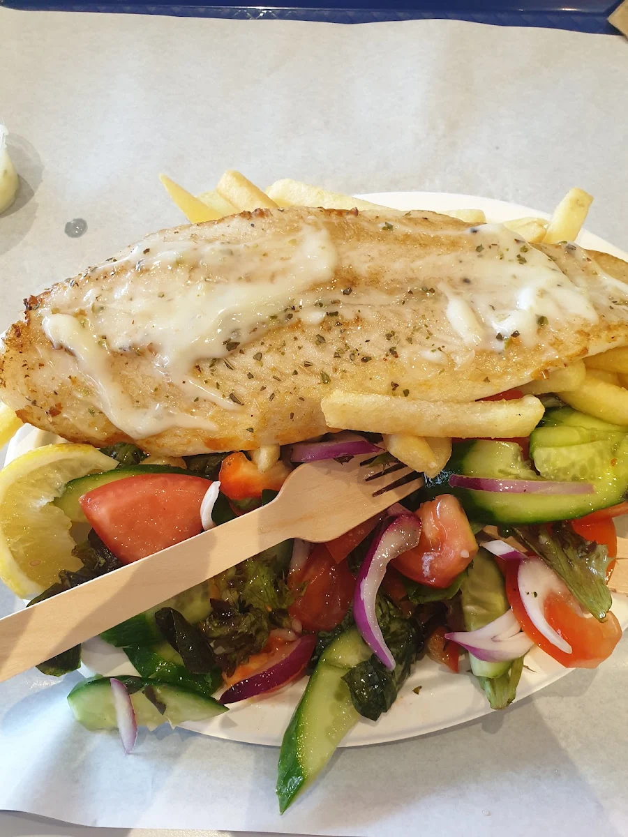 Highlights, Fish n Grille