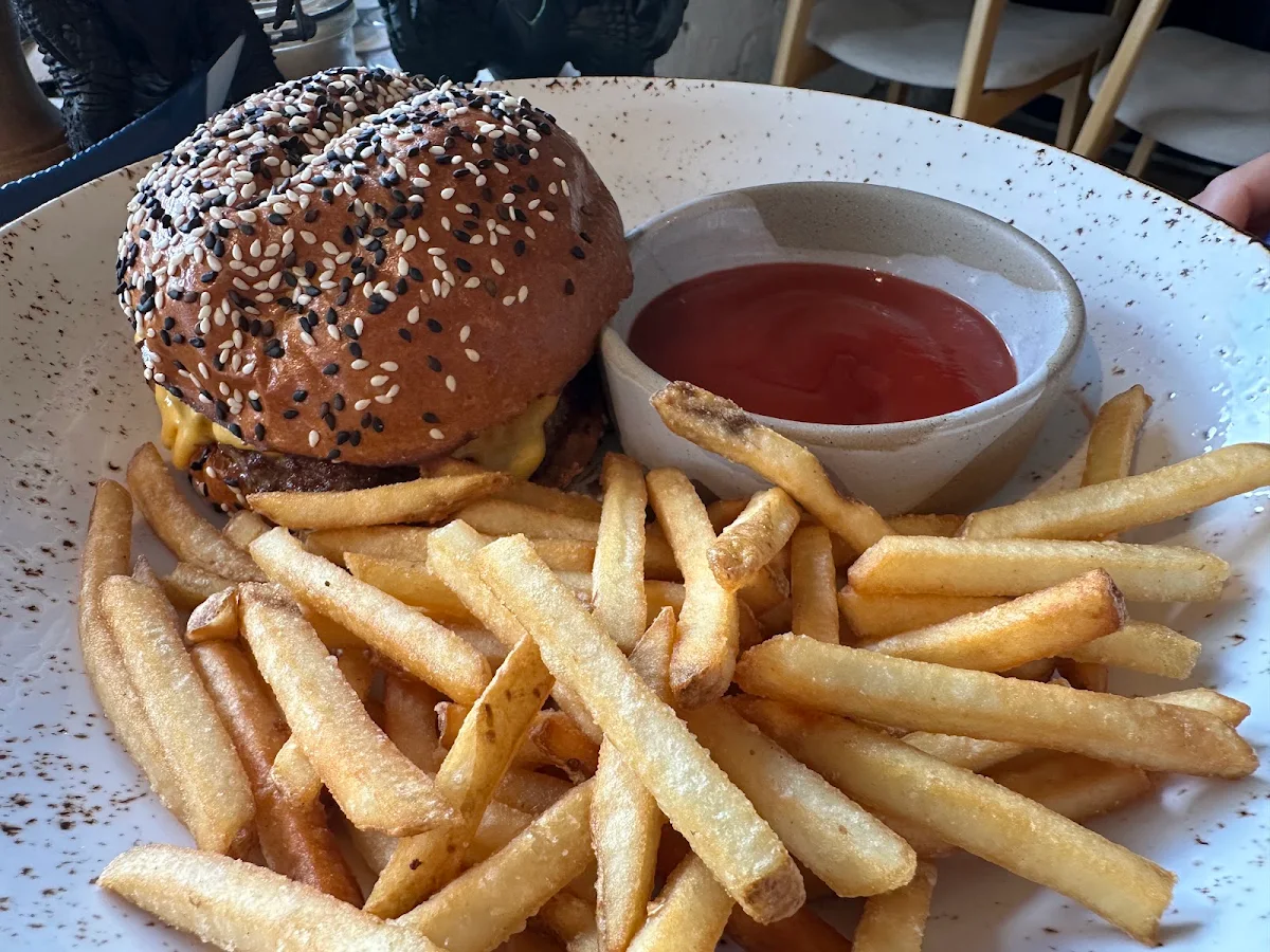 White Rabbit Beef Burger, White Rabbit Drummoyne