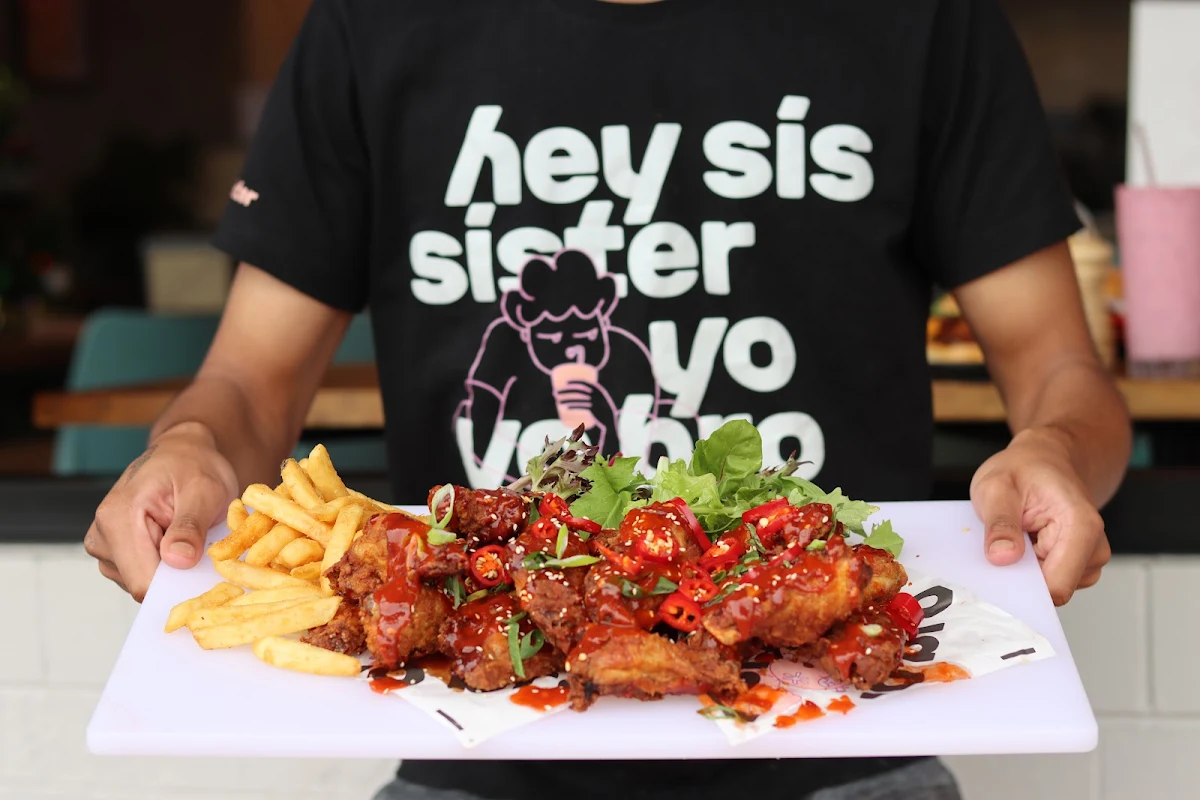 Just Wing It, Hey Sister