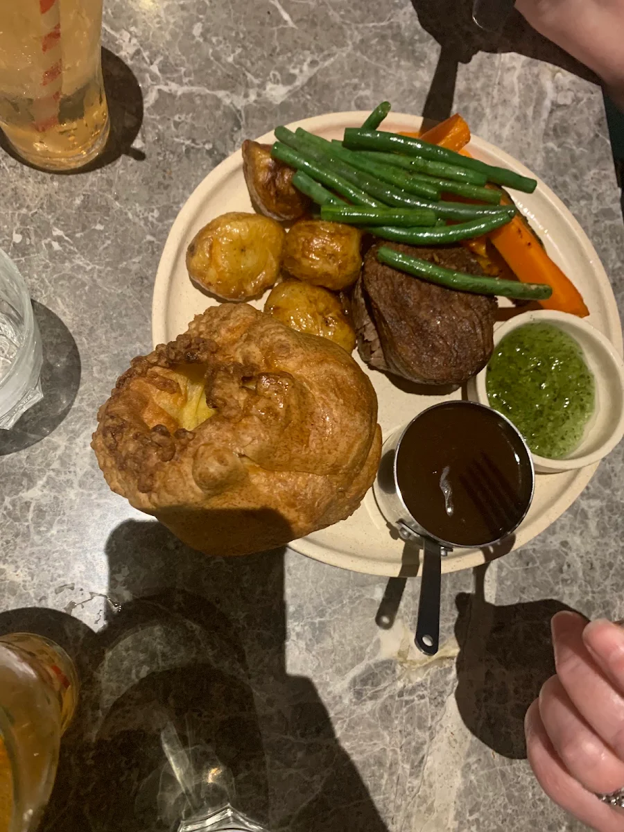 Lamb Roast, Belair Hotel