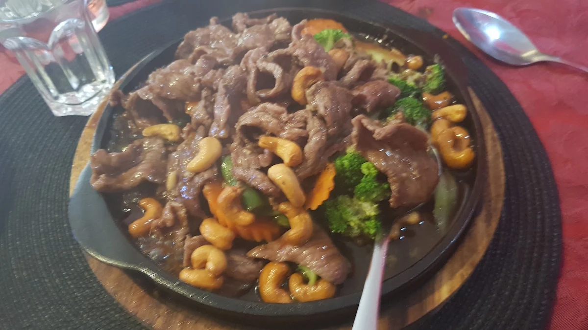 Sizzling Beef, Thai Sala Pavilion
