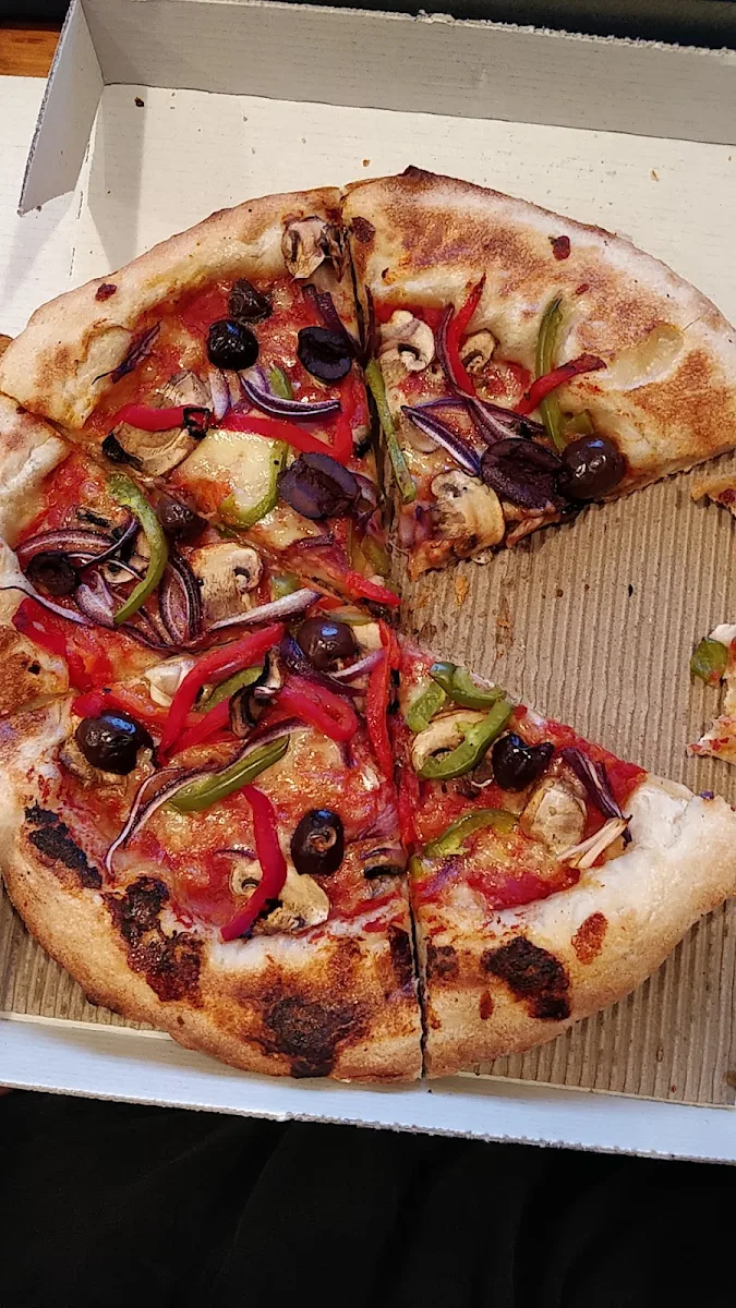 Highlights, Rosslyn Pizza