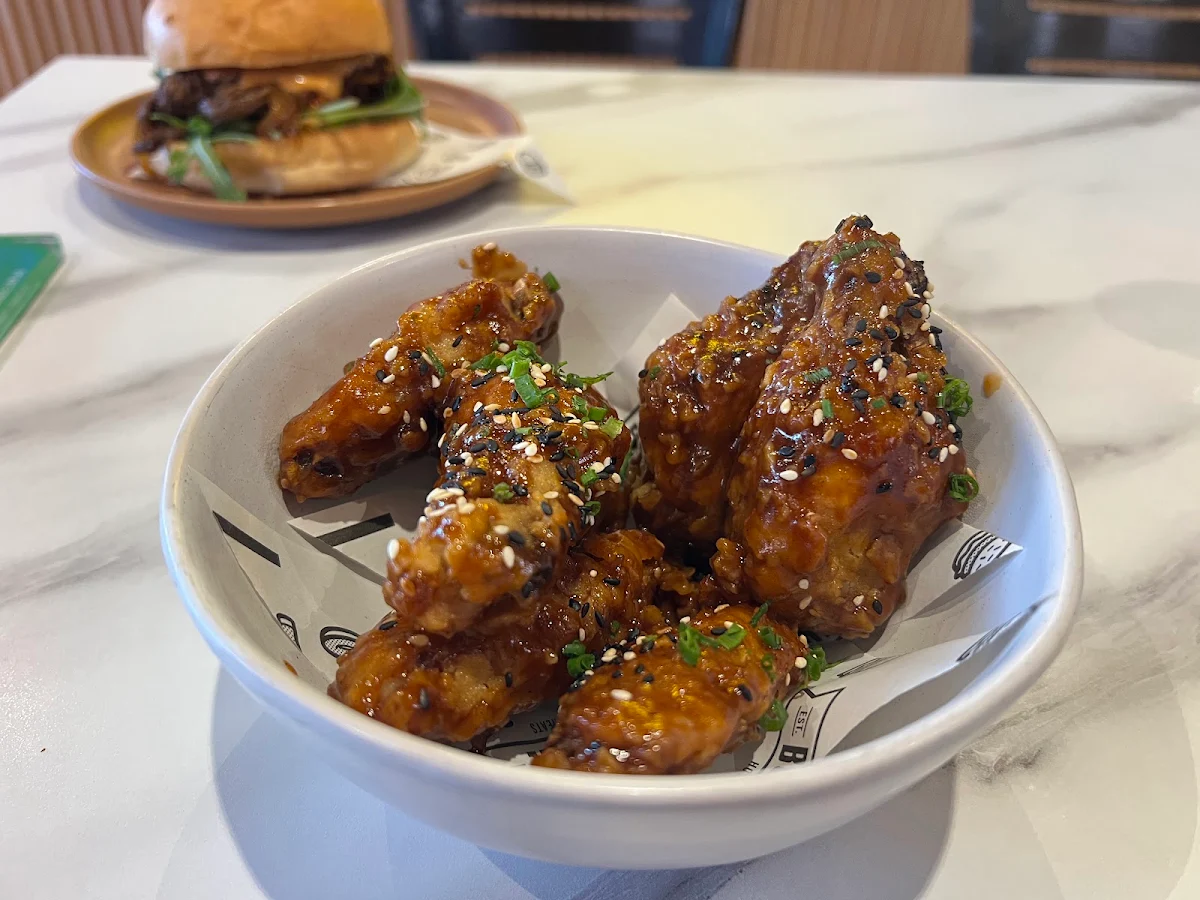 Highlights, Burgerooze Sunbury