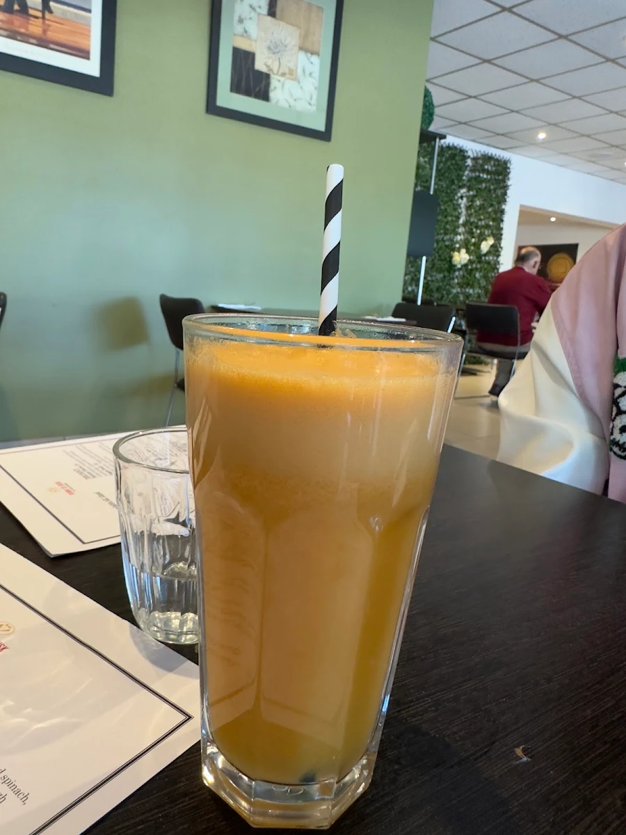 Juice, Dawn to Dusk Cafe and Restaurant