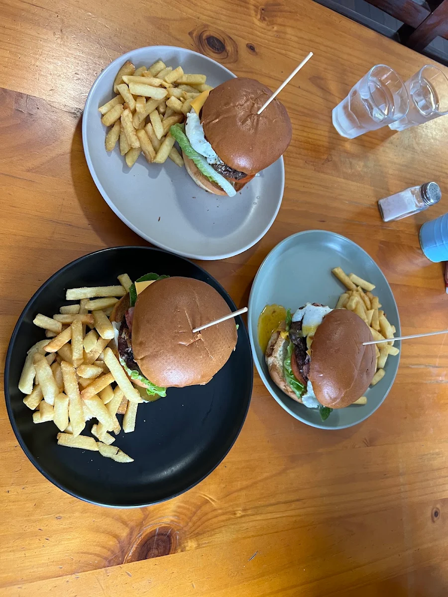 Highlights, Commercial Hotel