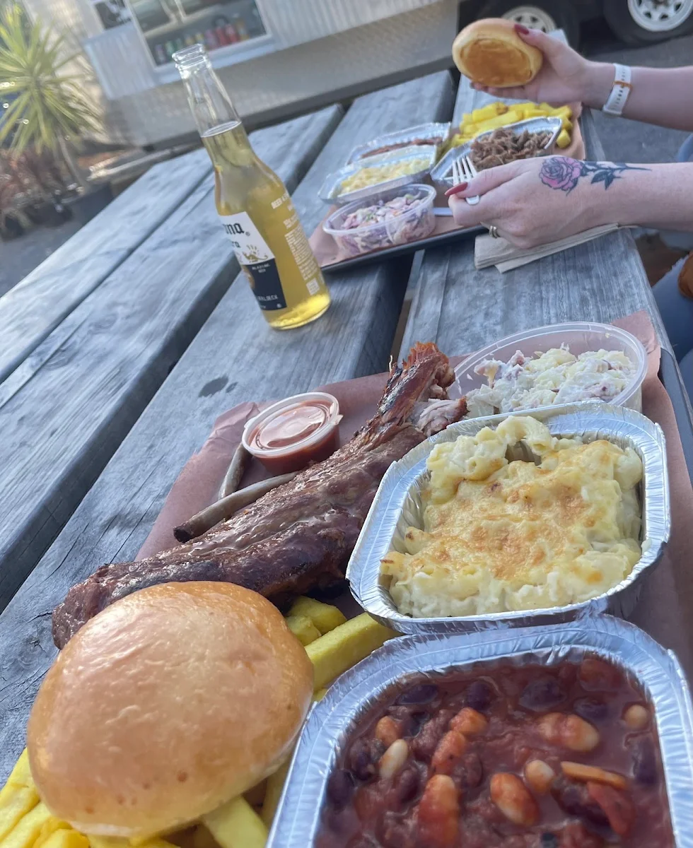 Highlights, Wild Bills BBQ