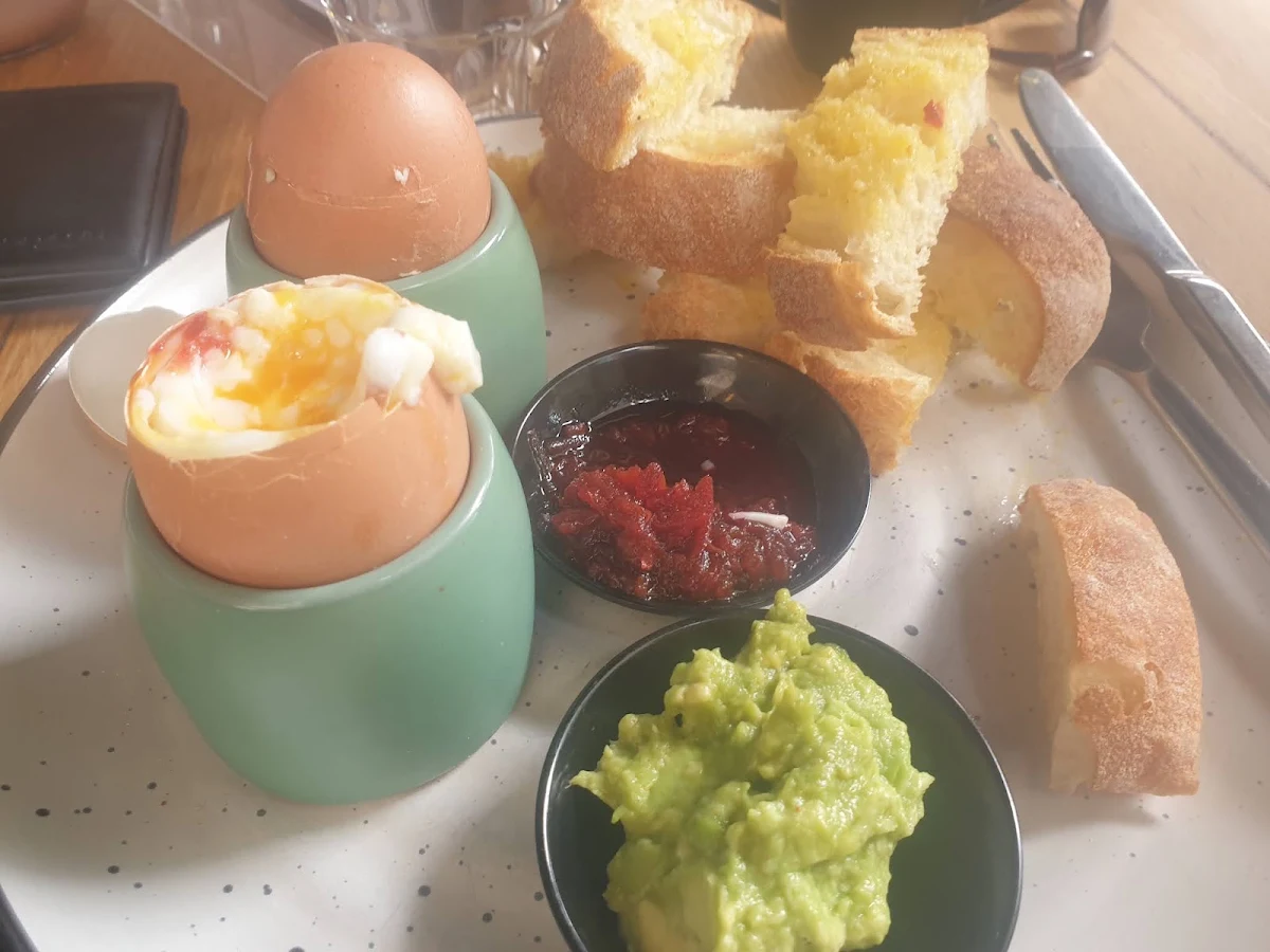 Dippy Eggs, Green Coast Coffee