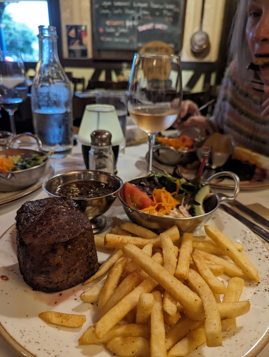 Highlights, North Britain Hotel