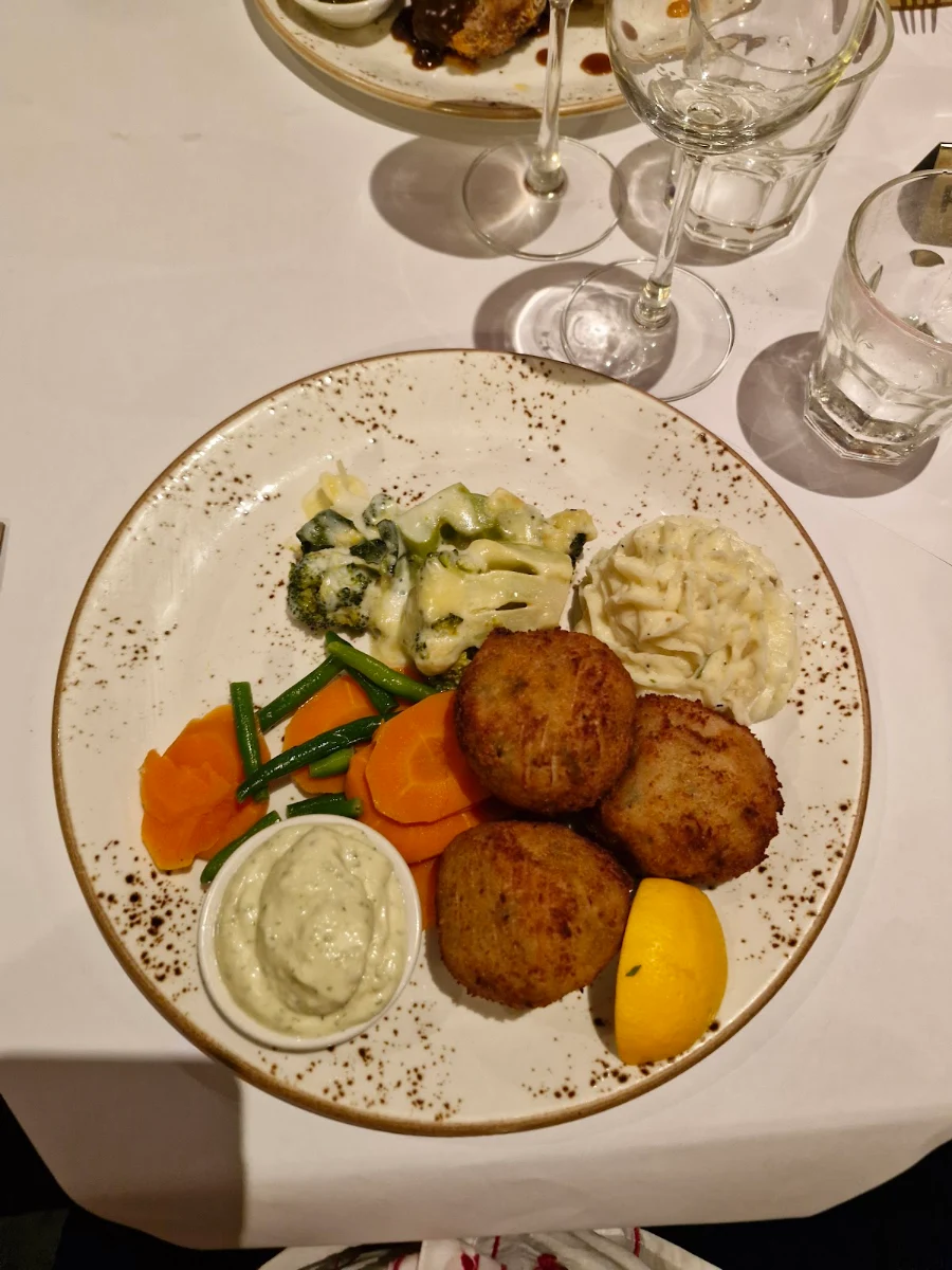 Highlights, North Britain Hotel
