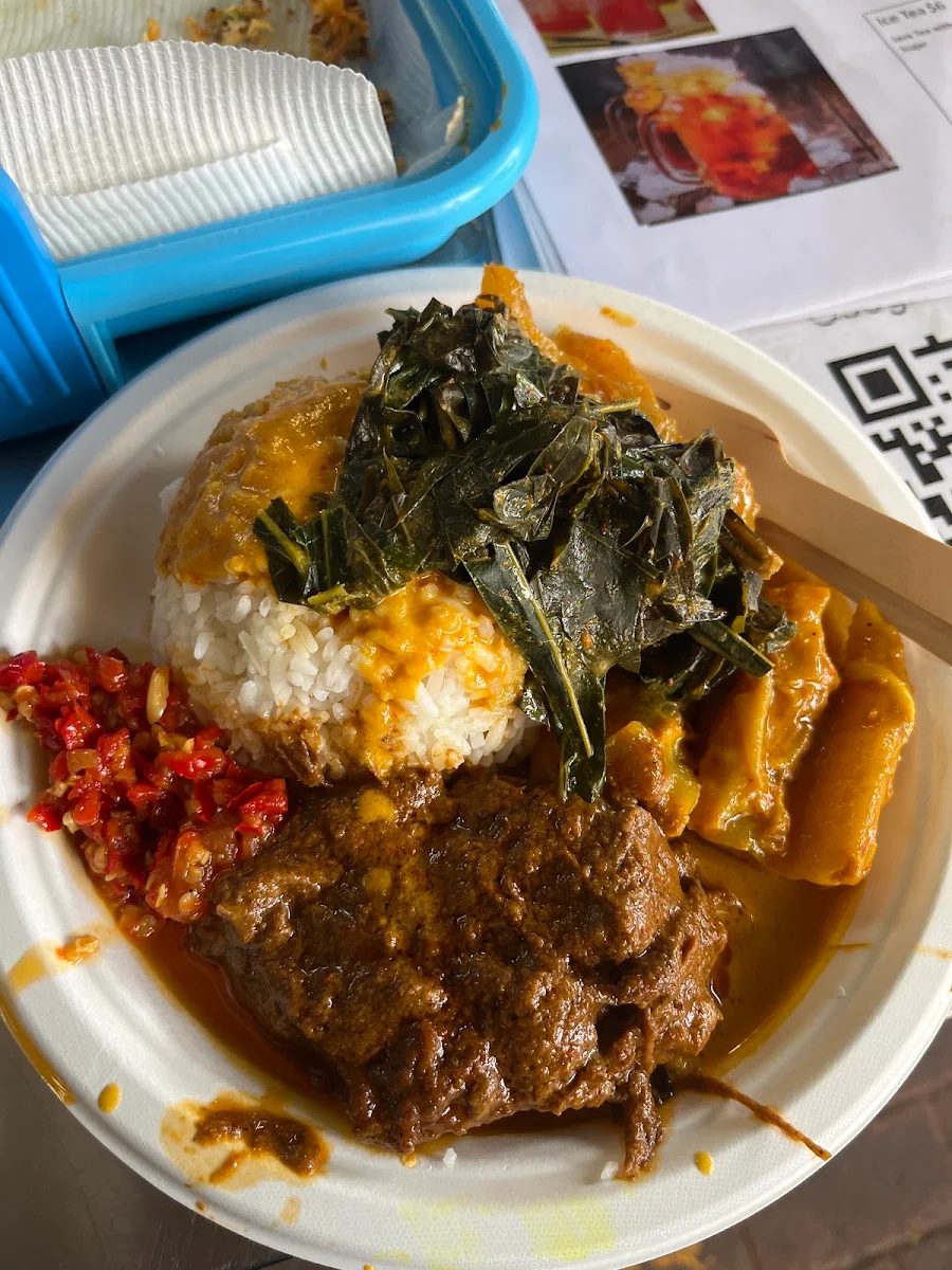 Highlights, Warung Madeley