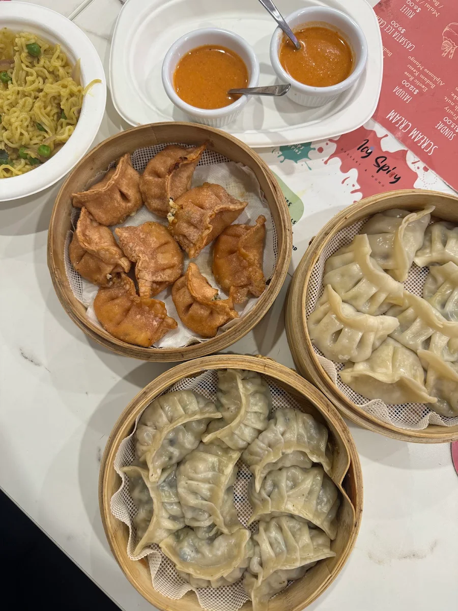 Momo Platter
