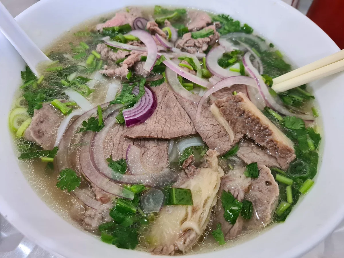 Beef Pho, Garling Cafe & Lunch