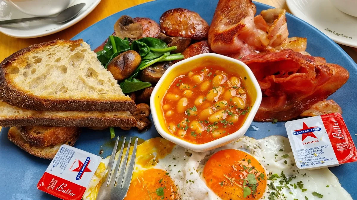 Big Breakfast, Oliver Brown