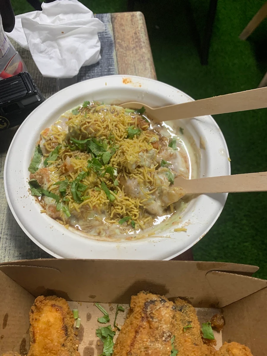 Dahi Bhalla, Social adda food truck