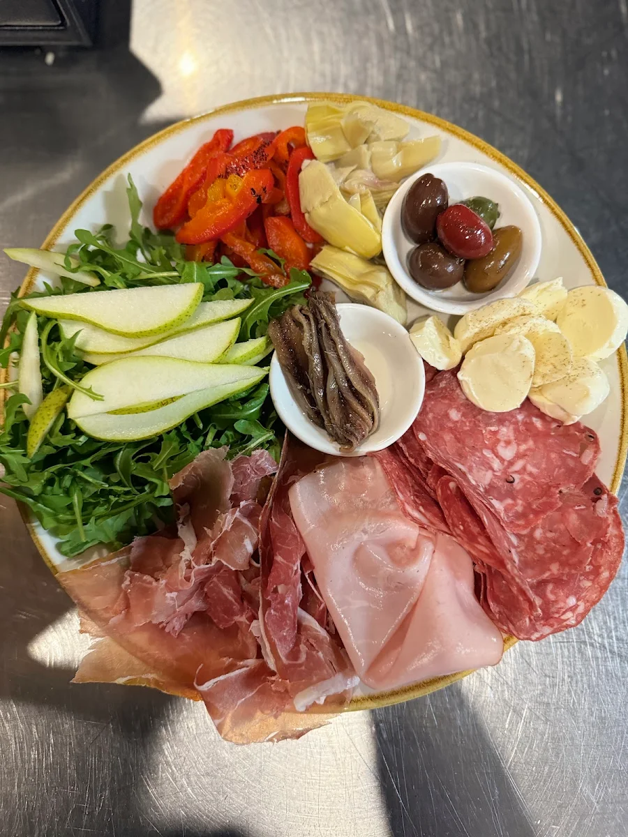 Antipasto, Oh Happy Day Pizza & Wine