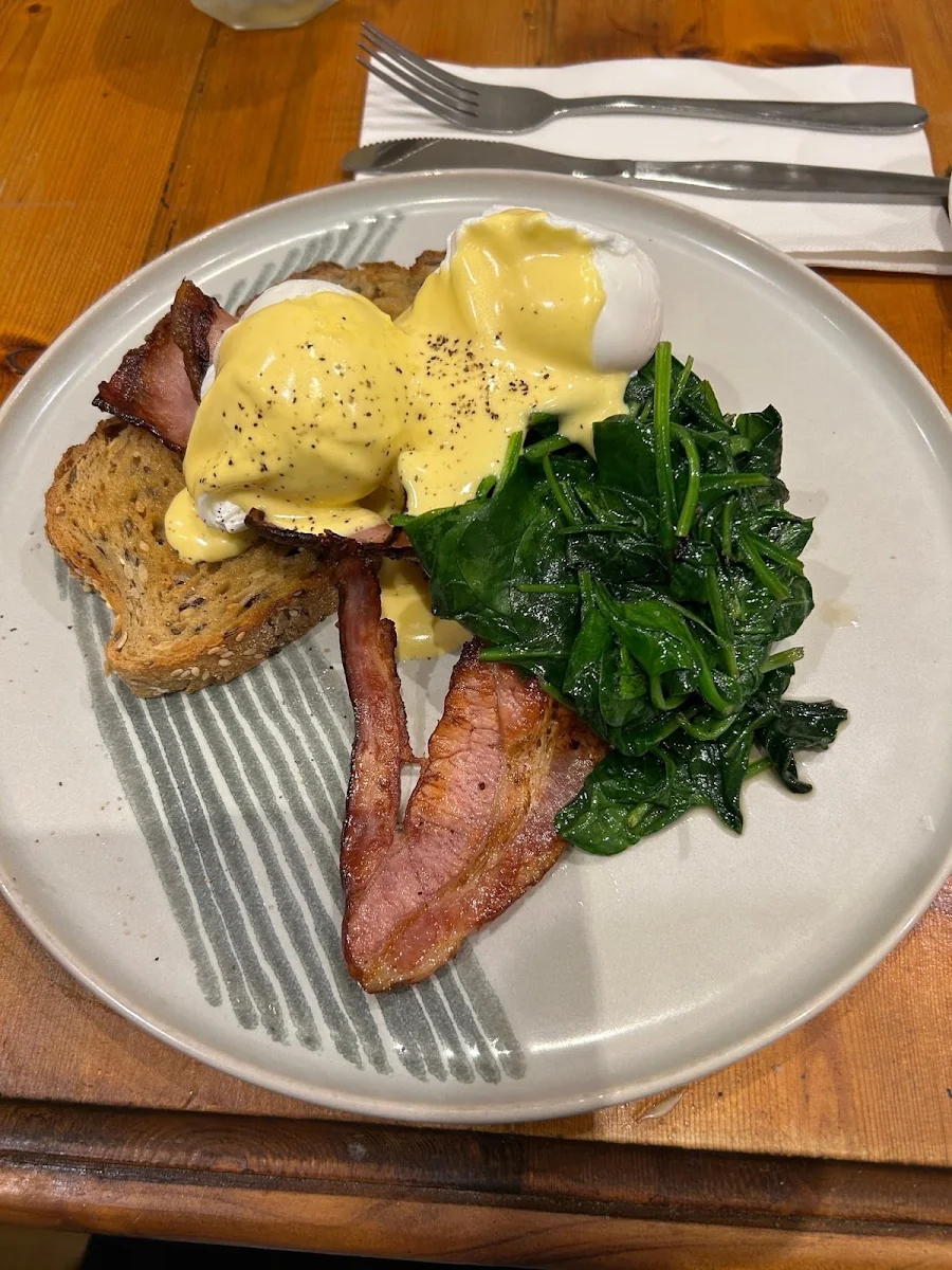 Eggs Florentine, The Kitchen Table