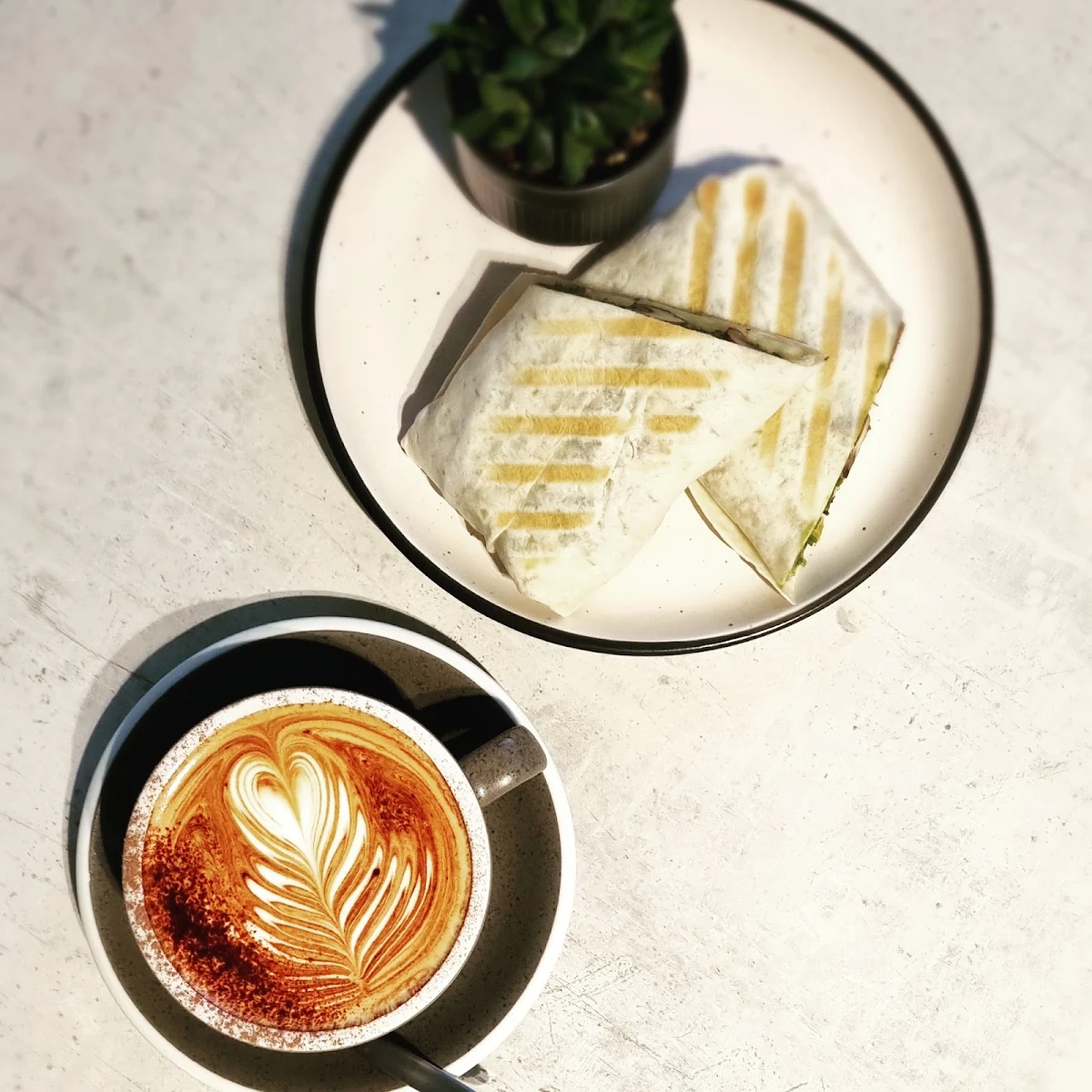 Highlights, Thimble Cafe
