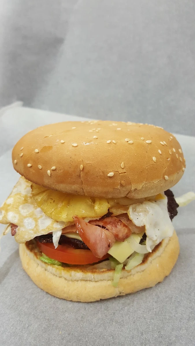 Highlights, Gilmore Cafe