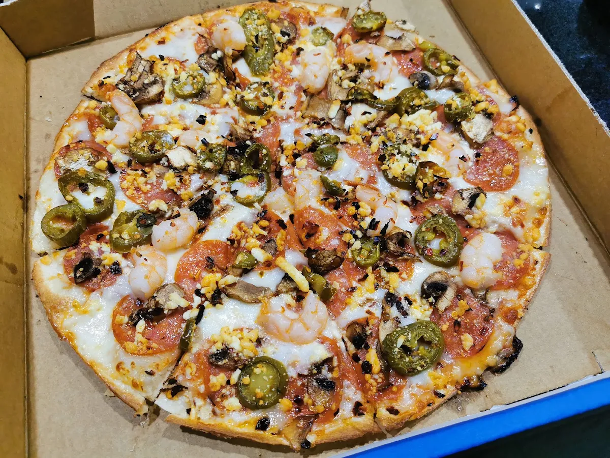 Pepperoni Pizza with Garlic