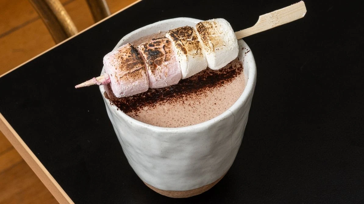 Hot Chocolate, Tancks Corner