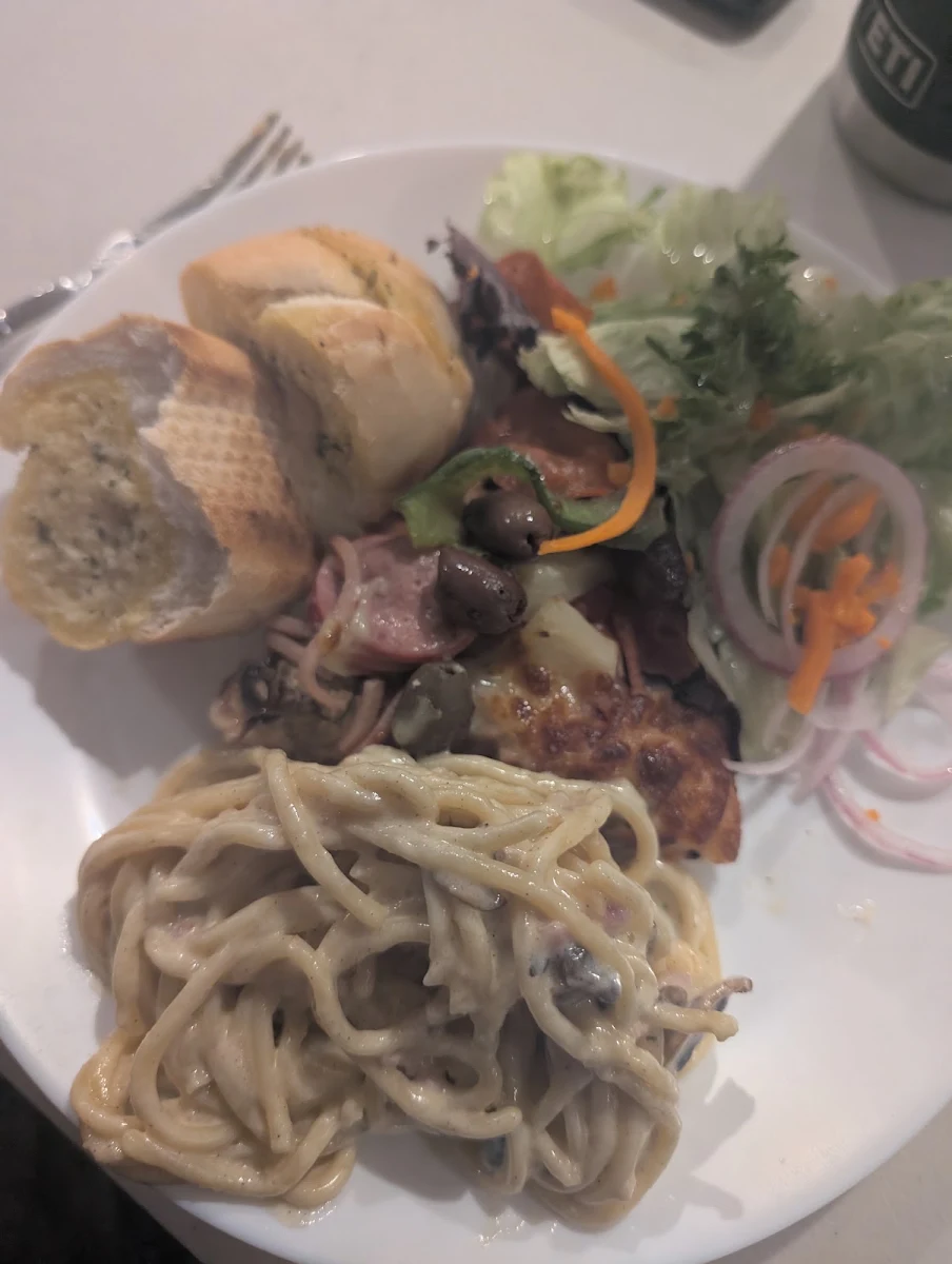 Highlights, Pinocchio's Pizza Dapto