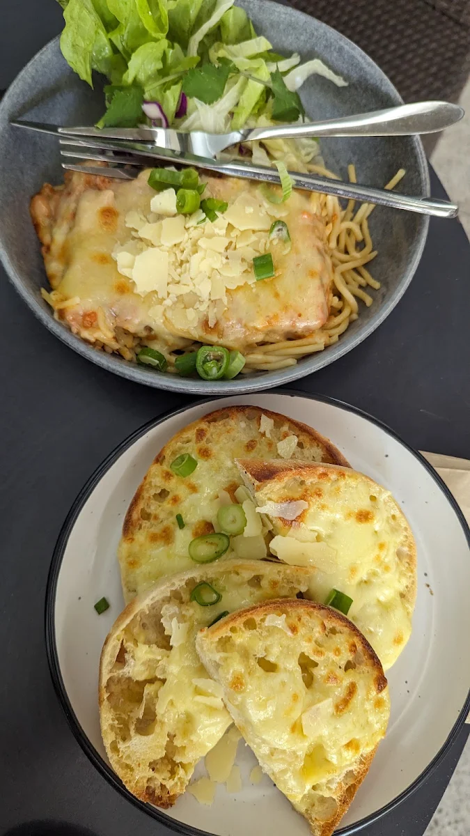 Chef Special, Cafe C