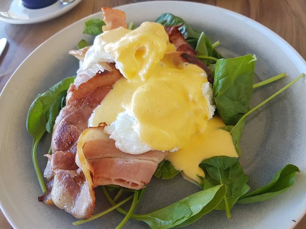 Eggs Benedict Without Bread