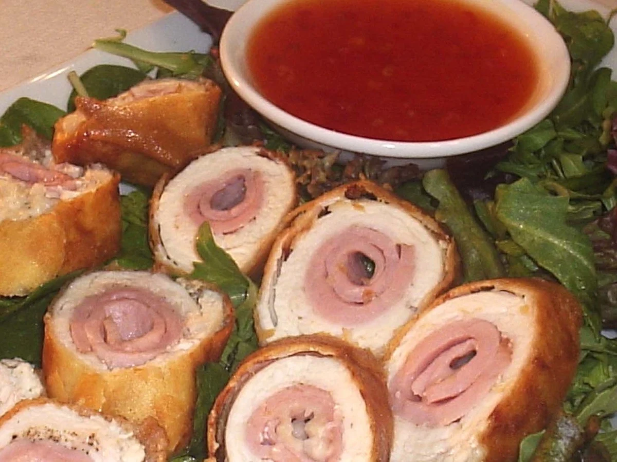 Ham & Chicken Roll, Lucky 88 @ Husky Sports