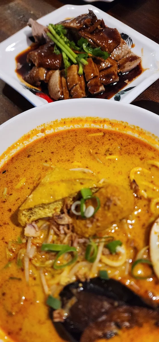 Fish Head Fillet Ramen Laksa