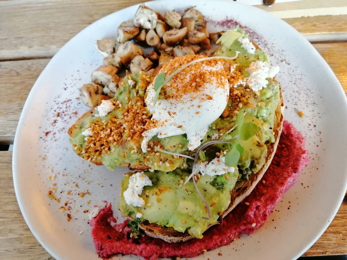Bashed Avo, The Foreigner Café Ivanhoe