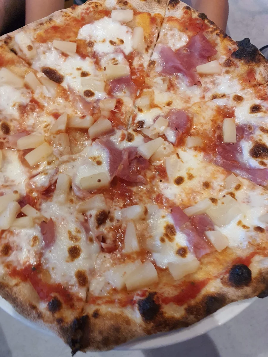 Highlights, The Rise Pizzeria Cafe