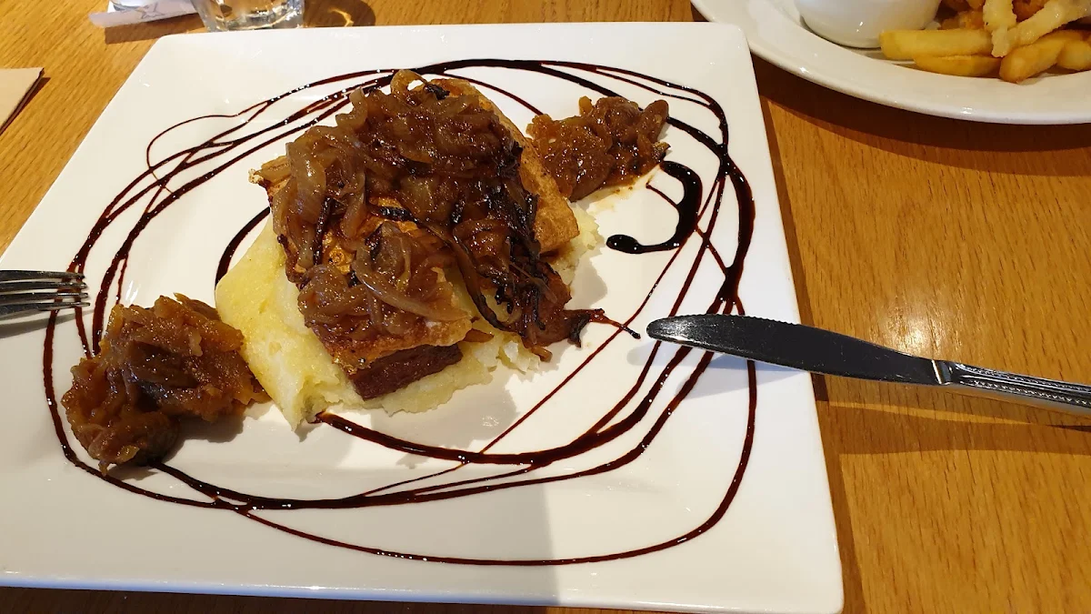 Pork, Castellos Foresters Arms Hotel