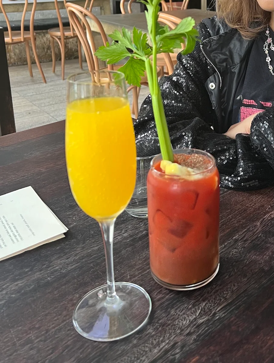 Cocktails, Mount Street Breakfast Bar