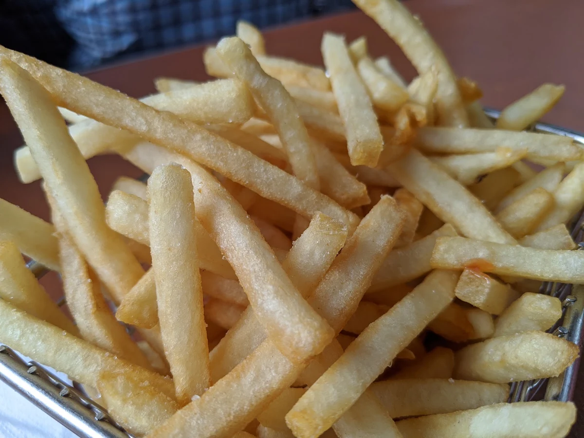 Crispy Fries, Batch Burgers