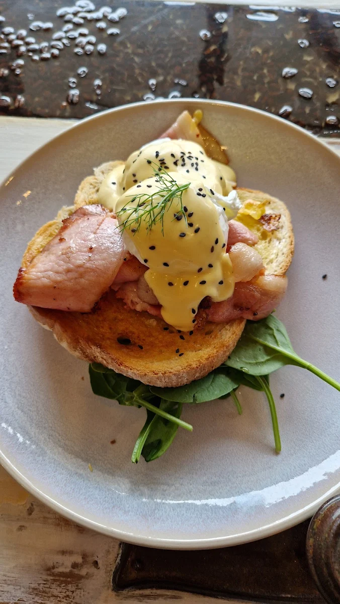 Eggs Benedict, Hugo's Brew and Chew