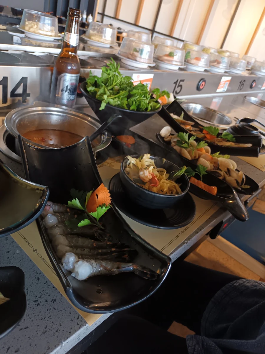 Tscallops Prawn Meat Tom Yum Soup