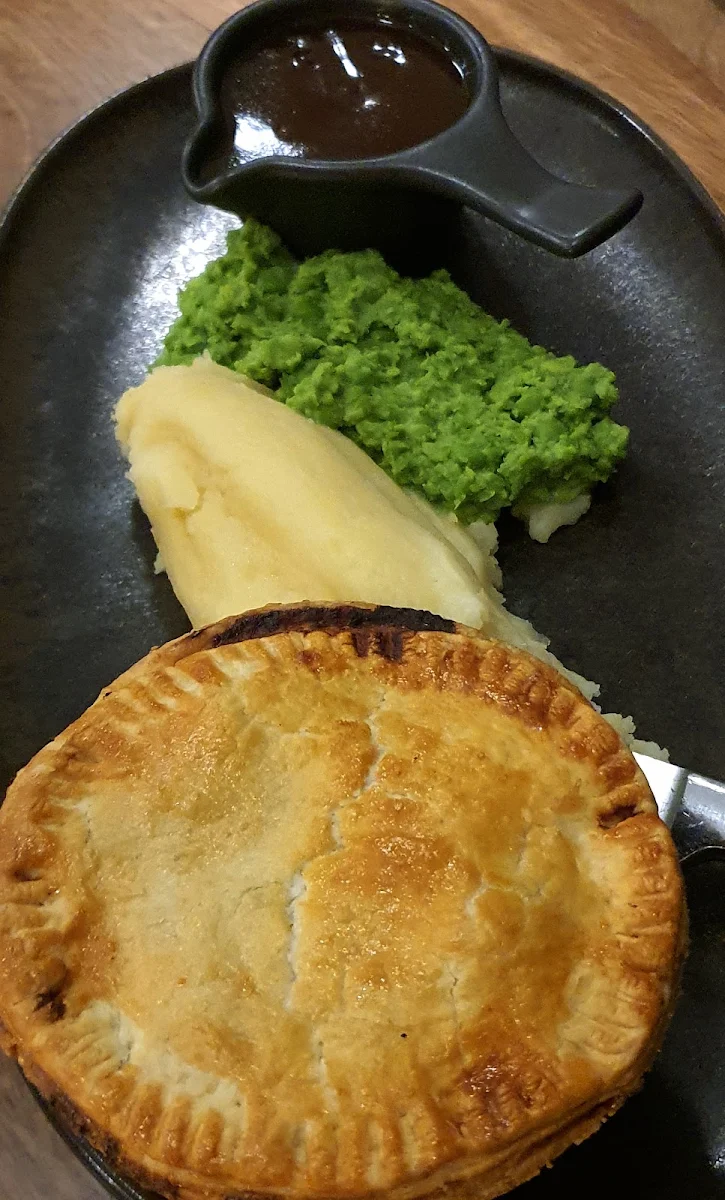 Pie, Railway Hotel Gosford Bar & Steakhouse