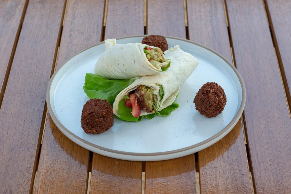 Falafel Wrap, Harvey's Social