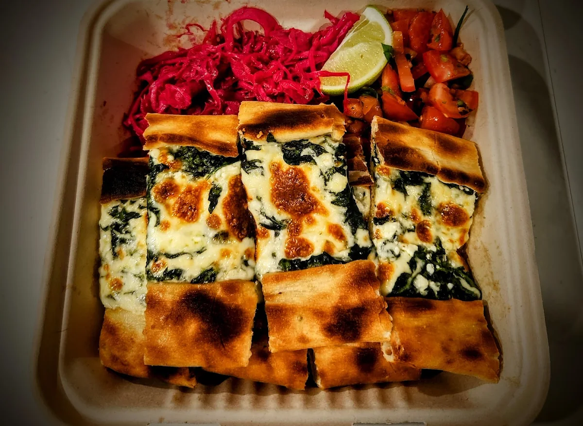 Pide, Naz Grill