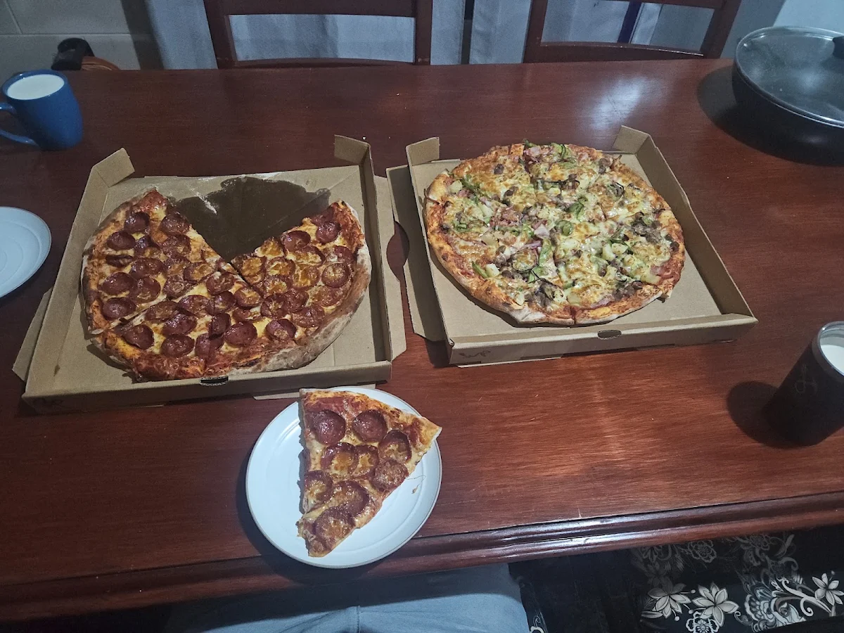 Highlights, Micks Pizza Pasta & Ribs