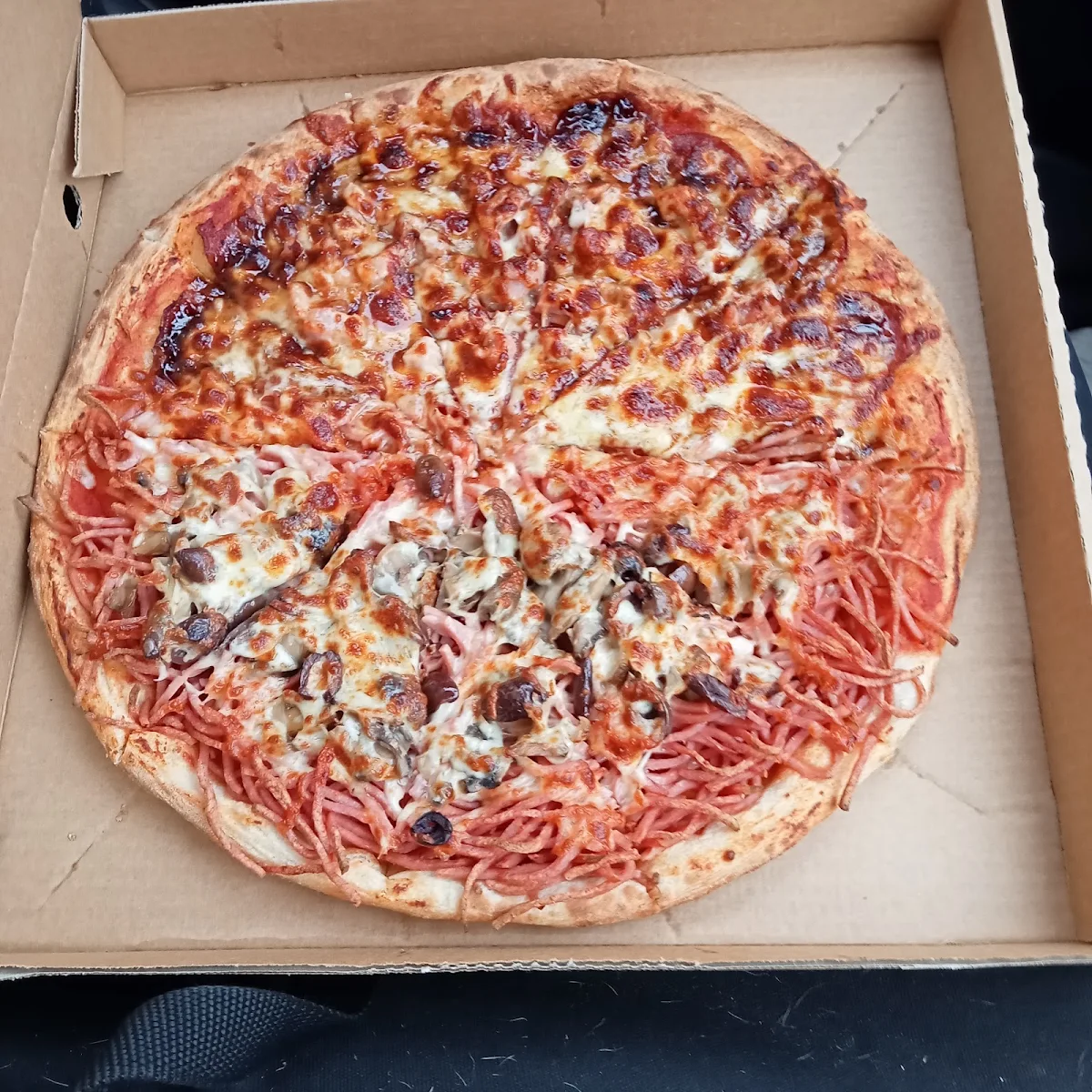 Highlights, The Pizza Box norlane