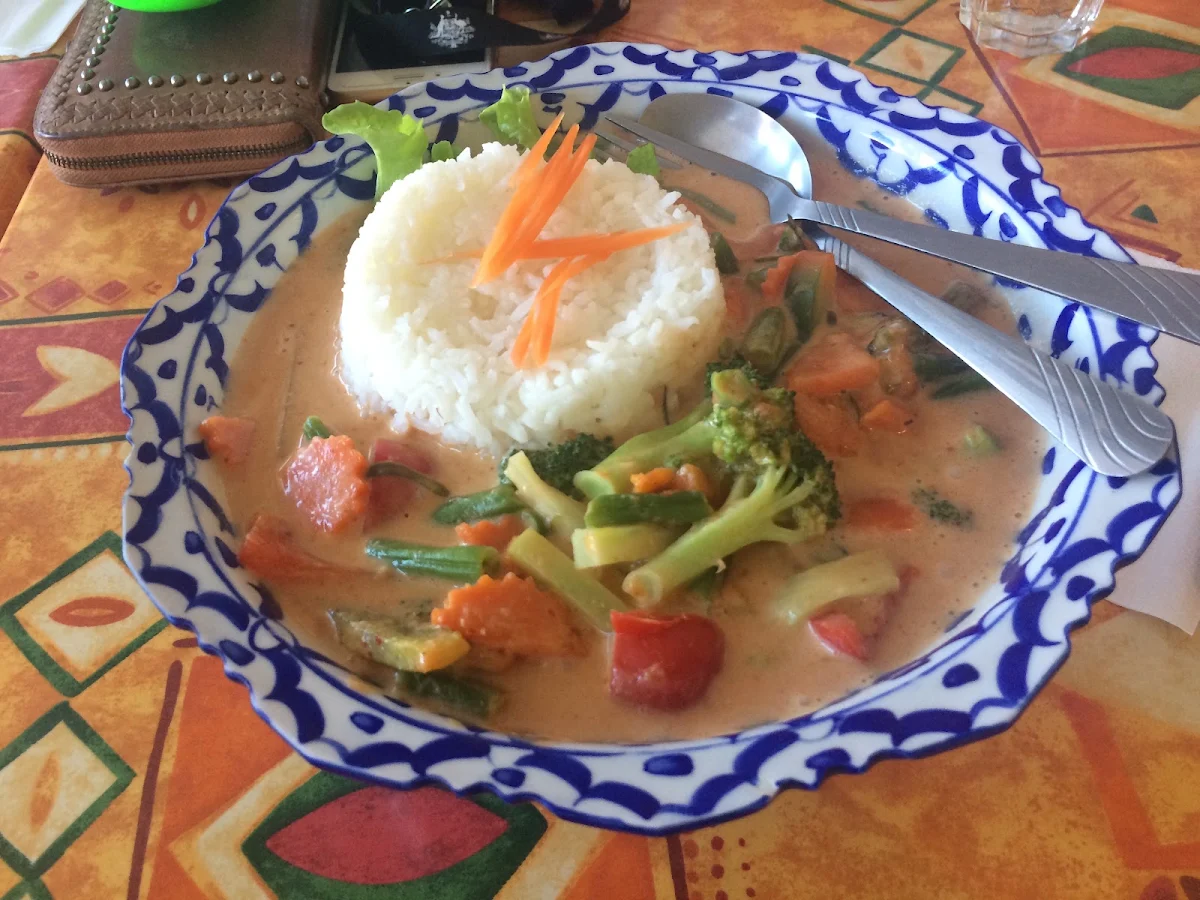 Highlights, POP Padthai (Robina)