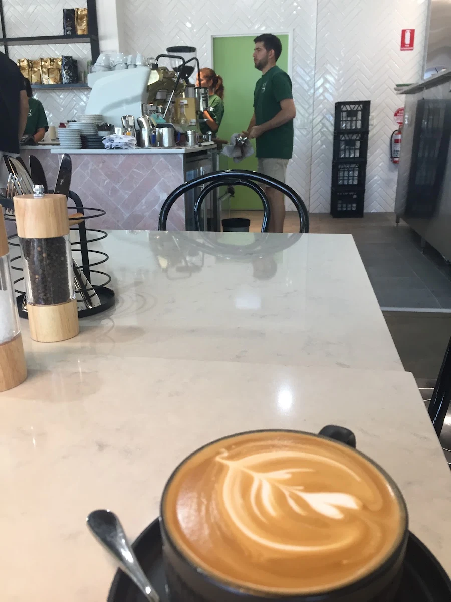 Flat White, The General
