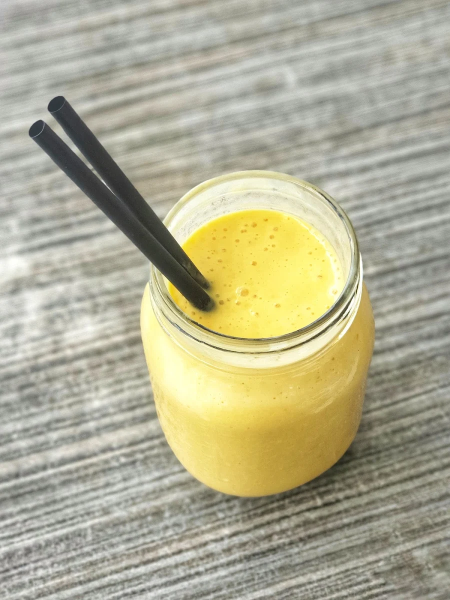 Mango Smoothie, Kitchen8 Cafe