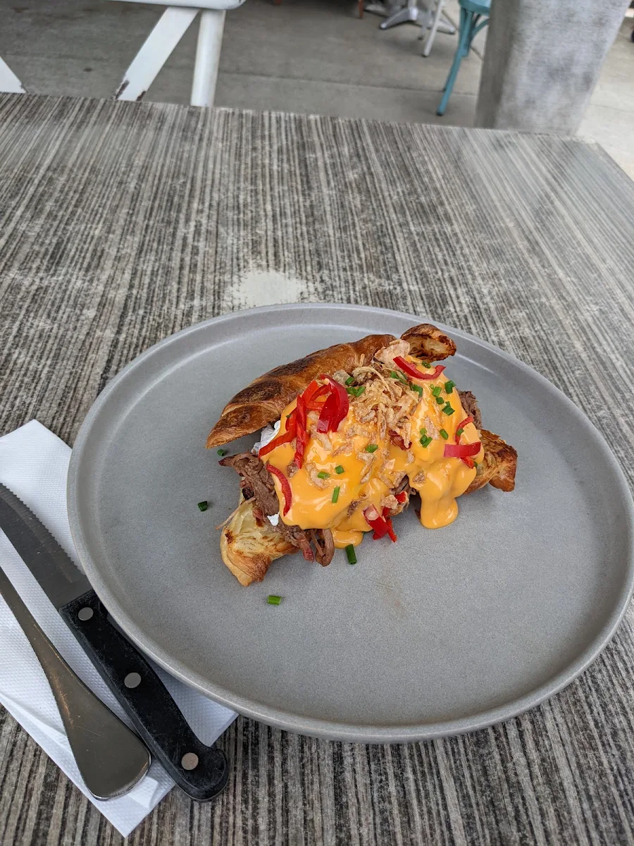Pulled Pork Benedictine, Kitchen8 Cafe