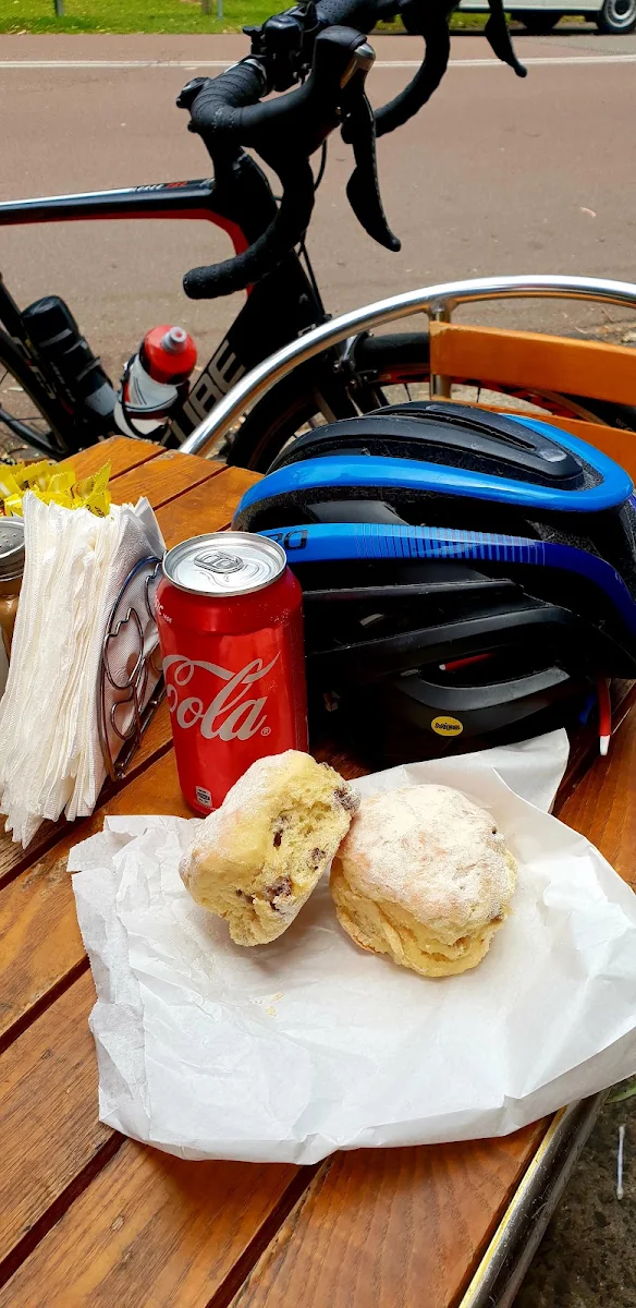 Highlights, Summerland Point Bakehouse Café