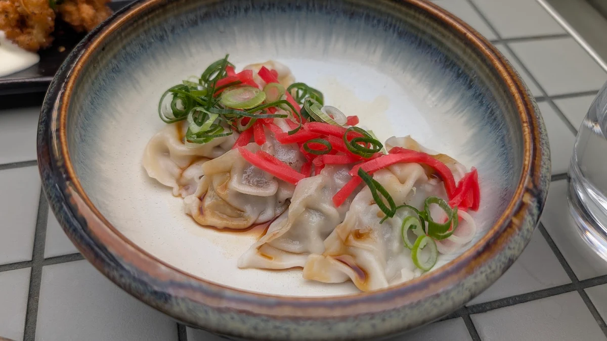 Dumpling, Sushi Baby