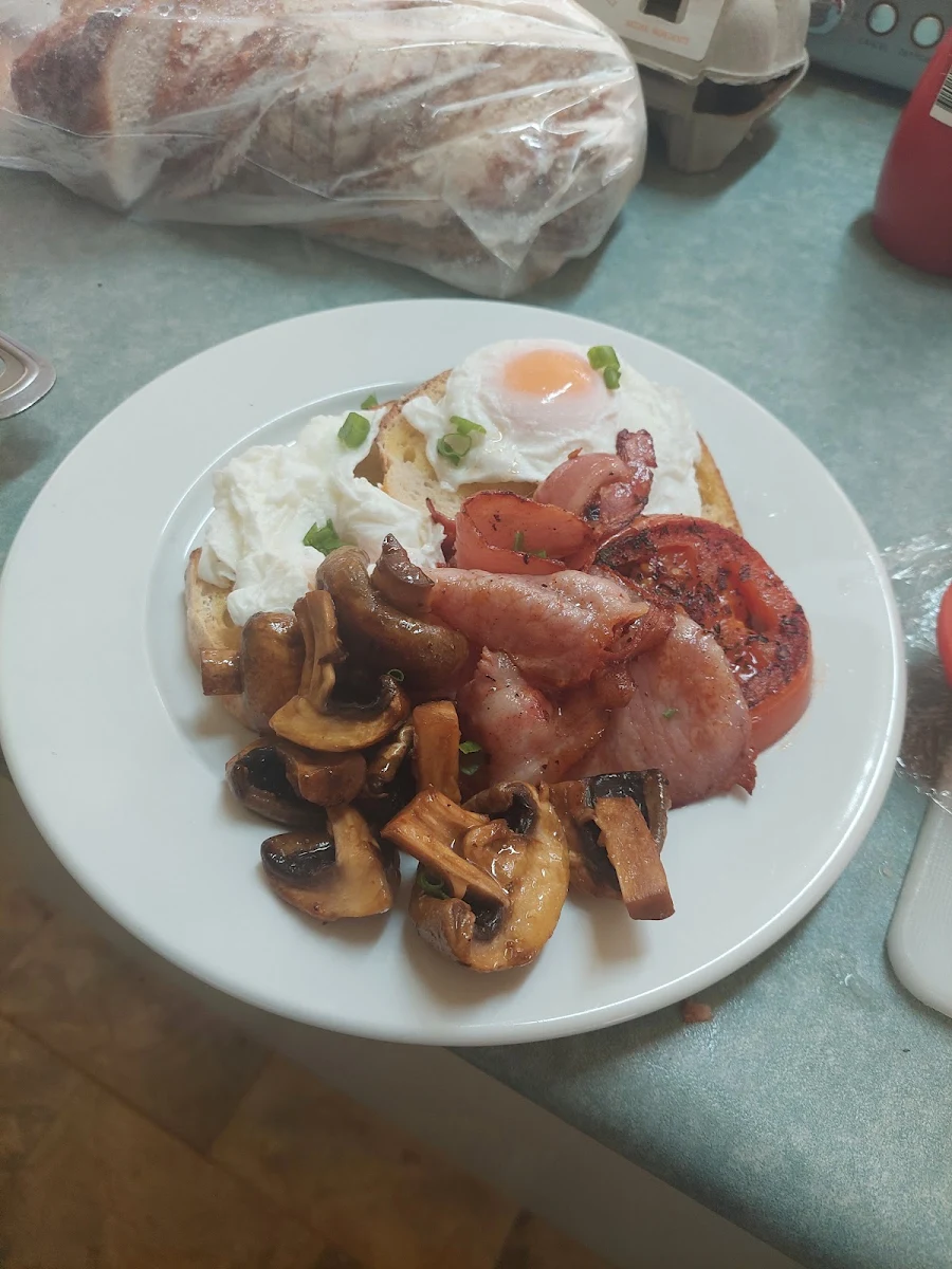 Big Breakfast, Fairway Coffee & Eatery