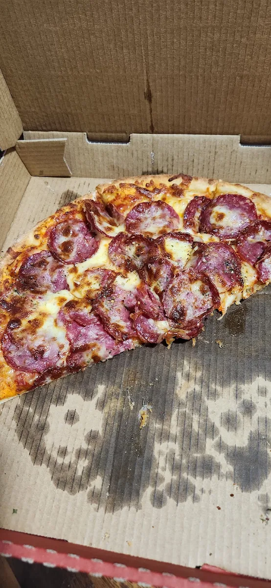 12 Pepperoni Pizza