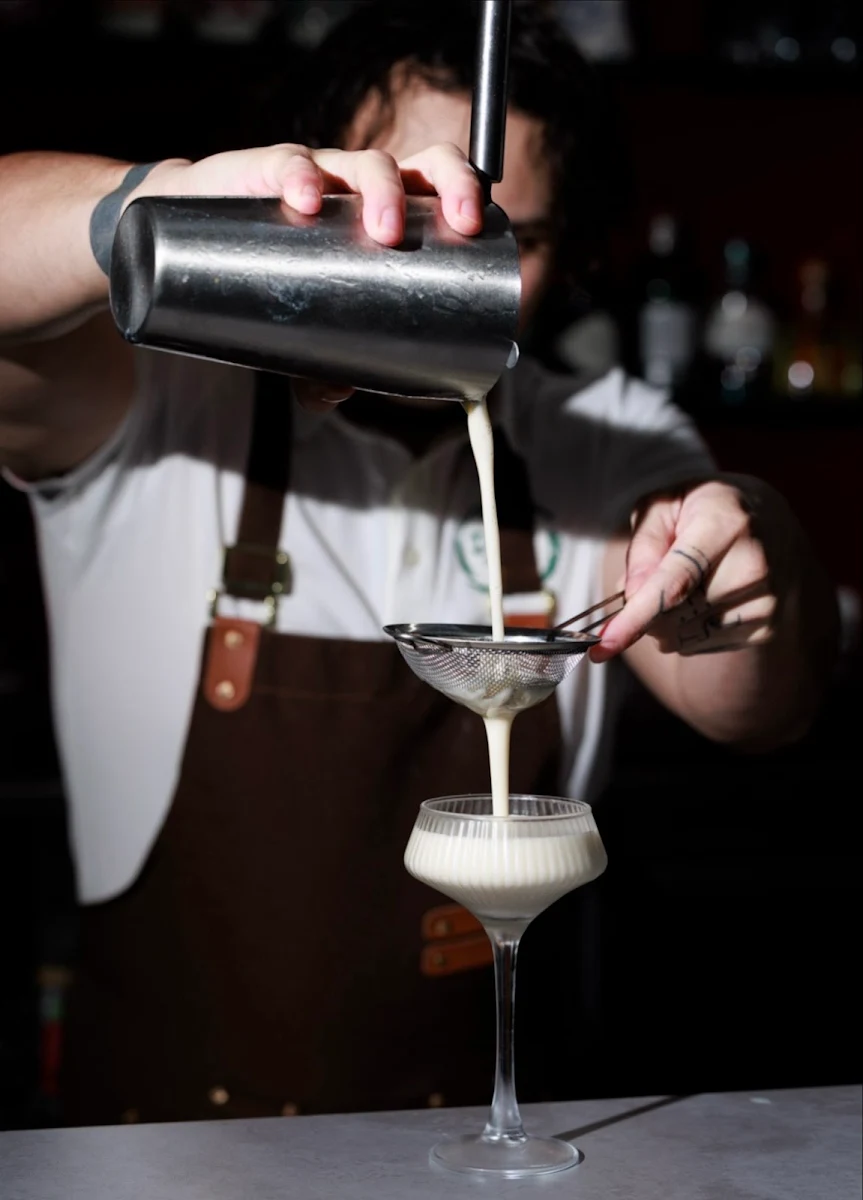 Highlights, Dacha Bar & Grill